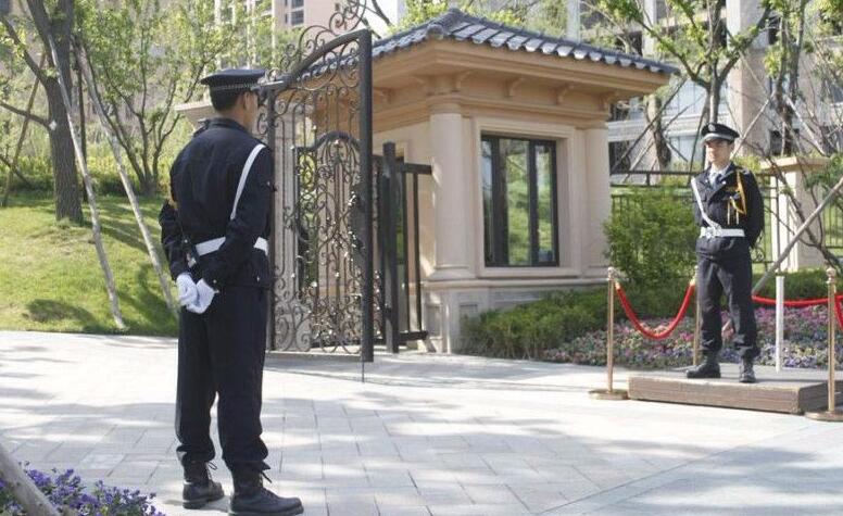 保安人員如何做好服務工作？